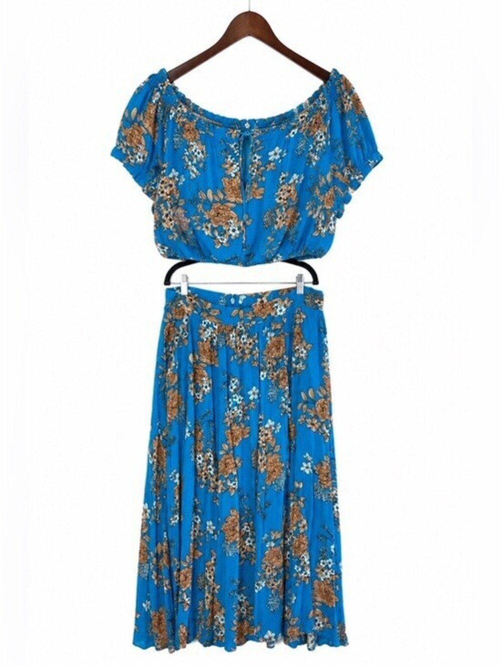 Torrid Blue Floral Off-The-Shoulder Crop Top & Midi Skirt 2-Piece Set Size 1X